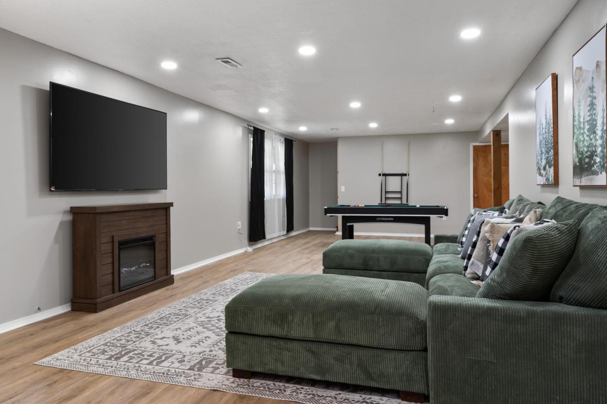 Spacious Cabin Near Hocking Hills And Caves With Hot Tub And Firepit Laurelville 外观 照片